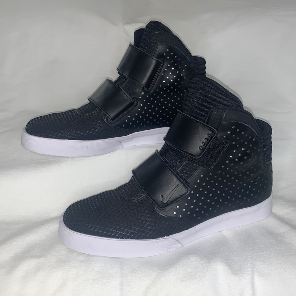 Nike Flystepper 2K3 Black/White Size 7.5W
